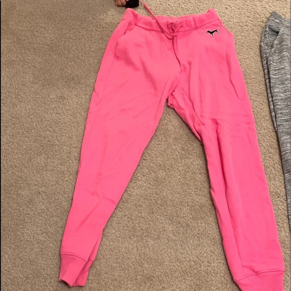 Victoria’s Secret pink Sweatpants - Picture 1 of 1